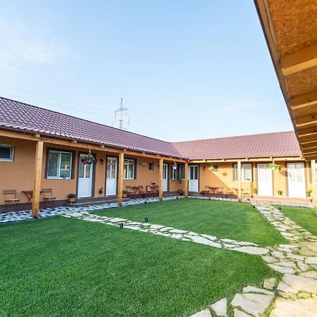 Casa Adrian Hotell Corbu  Eksteriør bilde